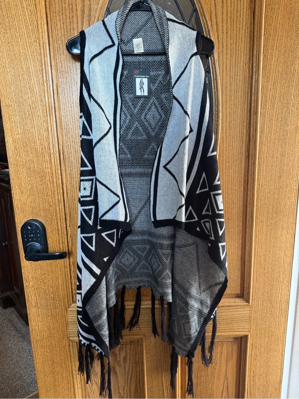 NWT Lildy Geometric Black & White Fringe Open-Front Women's Sweater Vest